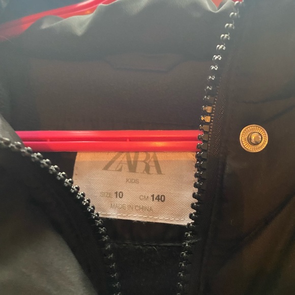 Zara coat - Picture 3 of 3